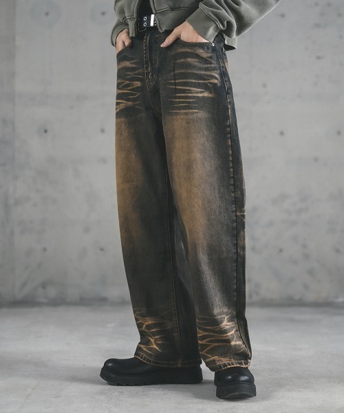 Shoowtime(ショウタイム)の「Wide straight vintage washed denim pants / ワイドストレートヴィンテージウォッシュデニムパンツ(デニムパンツ・メンズ・ブルー/ブラック・X-LARGE/LARGE/MEDIUM)」の18枚目の写真