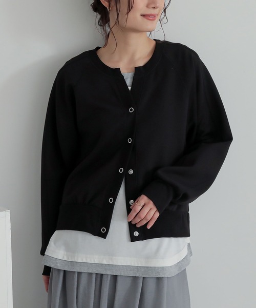 n'OrLABEL（ノアールレーベル）の「『ダンボールニットスキッパーカーディガン』（カーディガン/ボレロ・レディース・ブラック/ベージュ・1/2）」の2枚目の写真