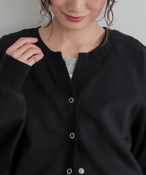 n'OrLABEL（ノアールレーベル）の「『ダンボールニットスキッパーカーディガン』（カーディガン/ボレロ・レディース・ブラック/ベージュ・1/2）」の20枚目の写真