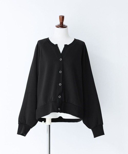 n'OrLABEL（ノアールレーベル）の「『ダンボールニットスキッパーカーディガン』（カーディガン/ボレロ・レディース・ブラック/ベージュ・1/2）」の15枚目の写真