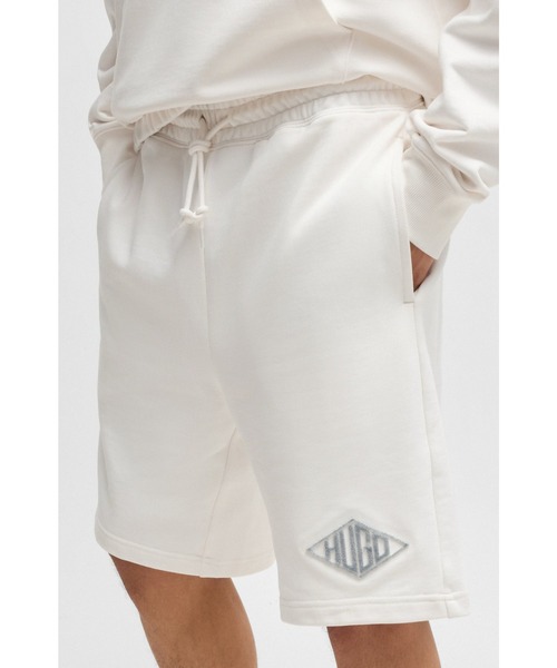 HUGO（ヒューゴ）の「コットンテリー ショートパンツ ロゴエンブロイダリー（その他パンツ・メンズ・ブラック/ホワイト・S/XS/M/L/XL）」の3枚目の写真