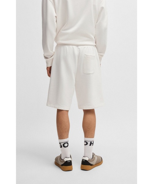 HUGO（ヒューゴ）の「コットンテリー ショートパンツ ロゴエンブロイダリー（その他パンツ・メンズ・ブラック/ホワイト・S/XS/M/L/XL）」の4枚目の写真