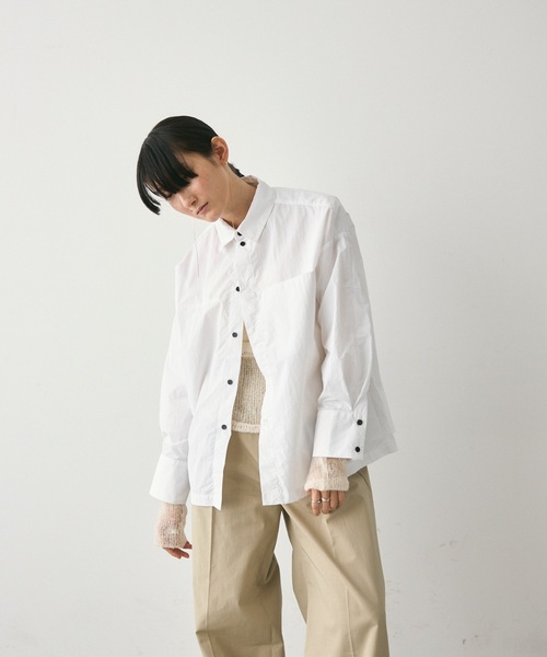 Lutim by u(ルチバイユー)の「Side-hole nylon shirt / サイドホールナイロンシャツ(シャツ/ブラウス・レディース・ブルー/ナチュラル/ホワイト・FREE)」の21枚目の写真