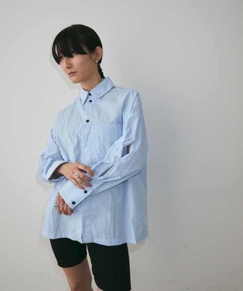Lutim by u(ルチバイユー)の「Side-hole nylon shirt / サイドホールナイロンシャツ(シャツ/ブラウス・レディース・ブルー/ナチュラル/ホワイト・FREE)」の12枚目の写真