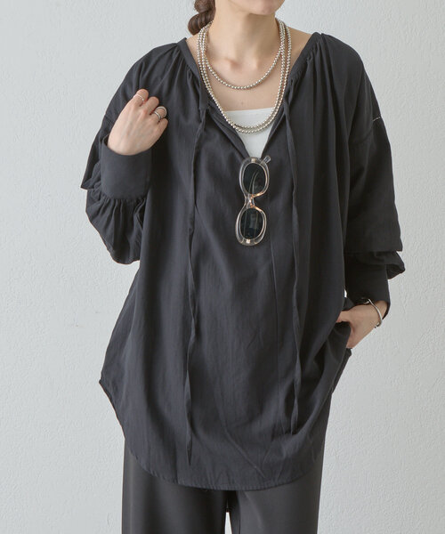 SHENERY（シーナリー）の「《さらっとした着心地》《体型カバーも叶う》はしごレースボリュームチュニック（シャツ/ブラウス・レディース・イエロー/オフホワイト/ブラック・FREE）」の6枚目の写真