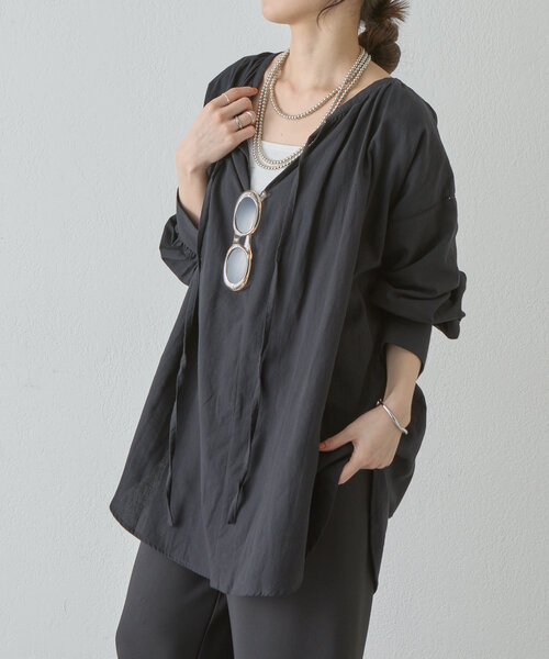 SHENERY（シーナリー）の「《さらっとした着心地》《体型カバーも叶う》はしごレースボリュームチュニック（シャツ/ブラウス・レディース・イエロー/オフホワイト/ブラック・FREE）」の9枚目の写真