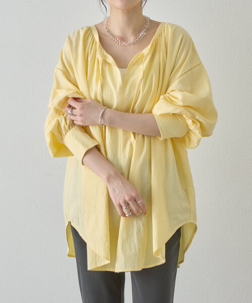 SHENERY（シーナリー）の「《さらっとした着心地》《体型カバーも叶う》はしごレースボリュームチュニック（シャツ/ブラウス・レディース・イエロー/オフホワイト/ブラック・FREE）」の22枚目の写真
