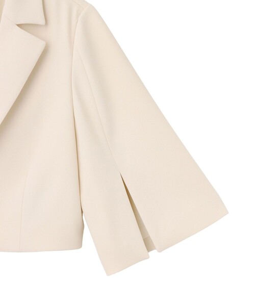 ANAYI（アナイ）の「マットダブルサテンボレロジャケット（カーディガン/ボレロ・レディース・ベージュ/ブラック・36/38/34）」の9枚目の写真