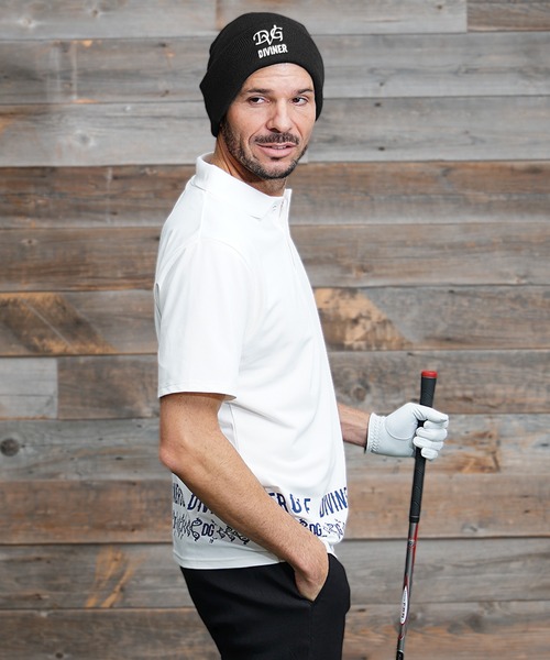 完売品 DIVINER 刺繍ロゴ ベースボールキャップ白（ユニセックス