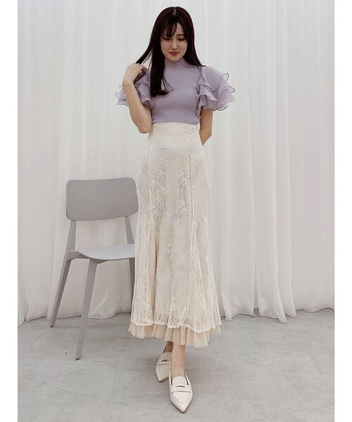 MERCURYDUO（マーキュリーデュオ）の「異素材ボリュームラッフルスリーブニット（ニット/セーター・レディース・ブラック/オフホワイト/ラベンダー/アイボリー・FREE）」の11枚目の写真