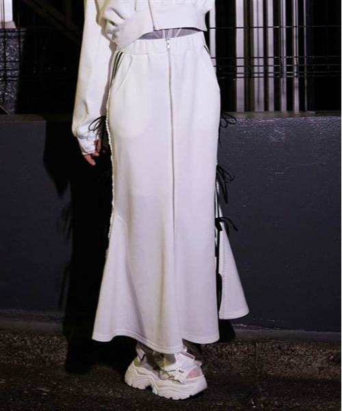 axes femme POETIQUE（アクシーズファムポエティック）の「ペチ付リボンラインロングスカート（スカート・レディース・ホワイト/ブラック/ブルーグレー・MEDIUM）」の2枚目の写真