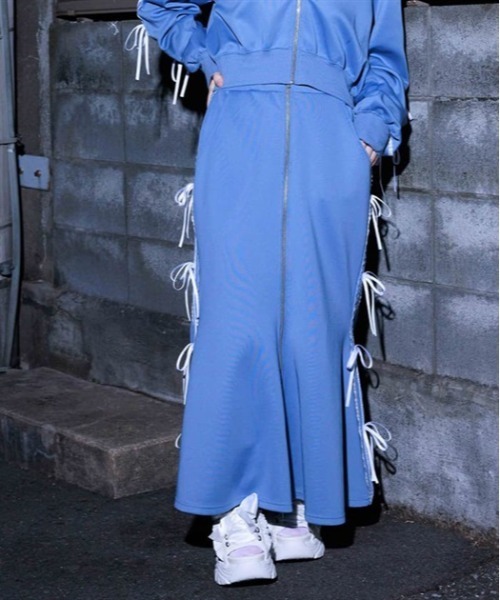 axes femme POETIQUE（アクシーズファムポエティック）の「ペチ付リボンラインロングスカート（スカート・レディース・ホワイト/ブラック/ブルーグレー・MEDIUM）」の6枚目の写真