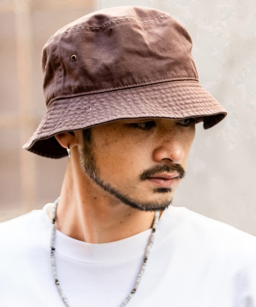 newhattan（ニューハッタン）の「NEWHATTAN ニューハッタン Bucket Hat twill/ツイルバケットハット（ハット・メンズ・ライトピンク/バーガンディー/ダークグリーン/ネイビー/ラベンダー/デザートカモ/グレー系カモフラージュ/ウッドランド/ロイヤルブルー/サンドベージュ/ダークブラウン/ブラック/スカイブルー/チャコールグレー/ホワイト/カーキ/オレンジ/オリーブ/グレー/ケリーグリーン・S/L）」の5枚目の写真