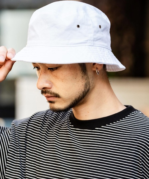newhattan（ニューハッタン）の「NEWHATTAN ニューハッタン Bucket Hat twill/ツイルバケットハット（ハット・メンズ・ライトピンク/バーガンディー/ダークグリーン/ネイビー/ラベンダー/デザートカモ/グレー系カモフラージュ/ウッドランド/ロイヤルブルー/サンドベージュ/ダークブラウン/ブラック/スカイブルー/チャコールグレー/ホワイト/カーキ/オレンジ/オリーブ/グレー/ケリーグリーン・S/L）」の2枚目の写真