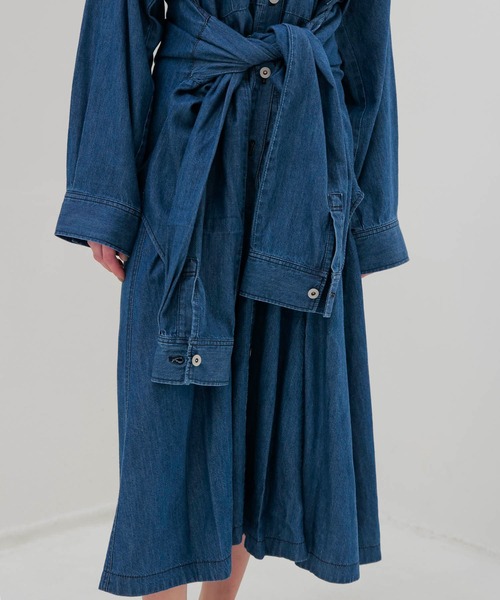DRESSLAVE(ドレスレイブ)の「chameleon denim dress(カメレオンデニムワンピース)(ワンピース・レディース・ブルー・38)」の7枚目の写真