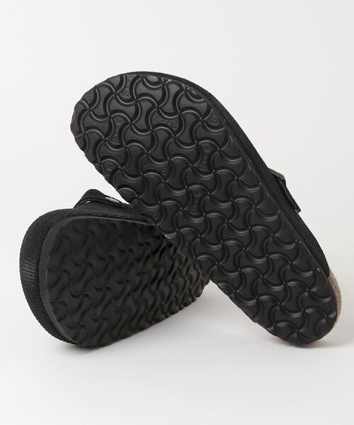 BIRKENSTOCK（ビルケンシュトック）の「Boston / ボストン スエードレザー Corduroy Black 【レギュラー幅】 UNISEX（サンダル・メンズ・ブラック・39.0/25㎝/40(26)/41(26.5cm)/42(27cm)/43(28cm)/44(28.5cm)）」の3枚目の写真