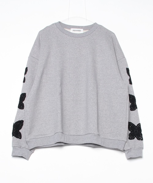 DISCOVERED(ディスカバード)の「DISCOVERED BUTTERFLY CROCHET SWEAT(スウェット・メンズ・グレー/ブラック・1/3)」の2枚目の写真