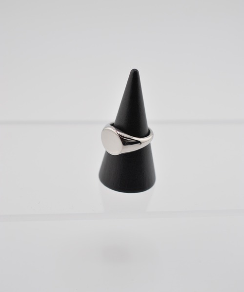 BROTHERHOOD(ブラザーフッド)の「【earyear】Oval Crest design peti Volume Ring(リング・レディース・ゴールド/シルバー・MEDIUM/SMALL/LARGE)」の12枚目の写真