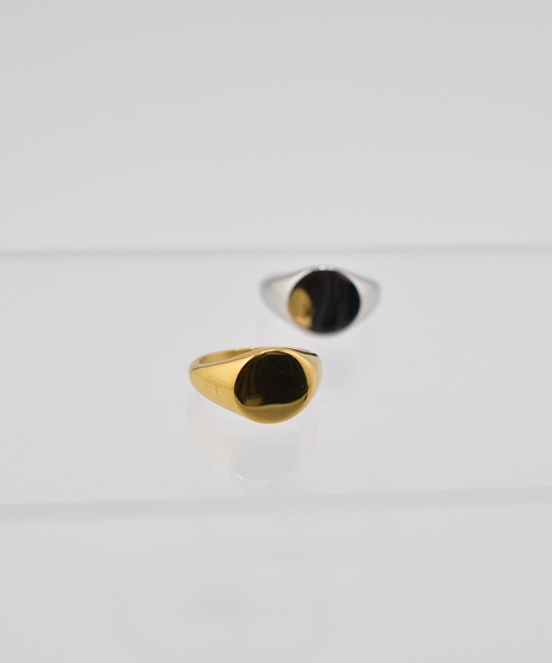 BROTHERHOOD(ブラザーフッド)の「【earyear】Oval Crest design peti Volume Ring(リング・レディース・ゴールド/シルバー・MEDIUM/SMALL/LARGE)」の3枚目の写真