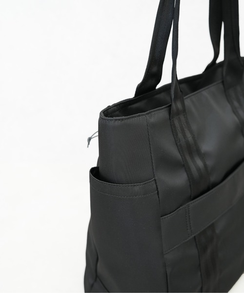 Samsonite Red（サムソナイトレッド）の「【SAMSONITE RED/サムソナイトレッド】 SAC'S BAR別注 バイアスジャック4D BUSINESS TOTE L（トートバッグ・メンズ・ブラック・FREE）」の11枚目の写真