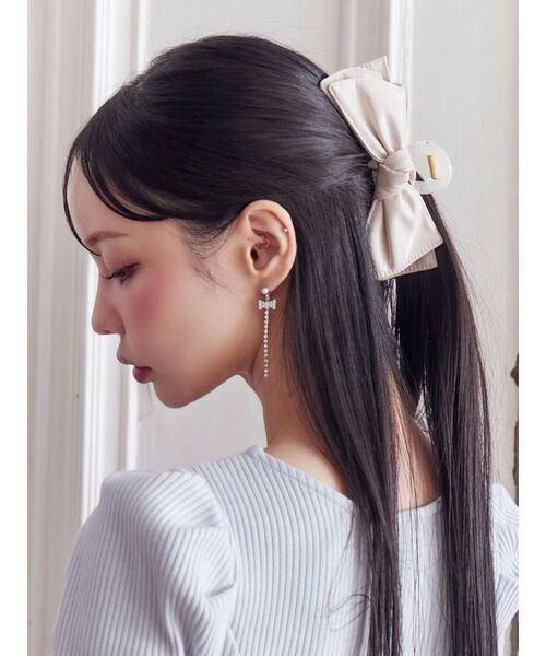 EATME（イートミー）の「リボンビジューピアス（ピアス（両耳用）・レディース・ゴールド/シルバー・FREE）」の6枚目の写真