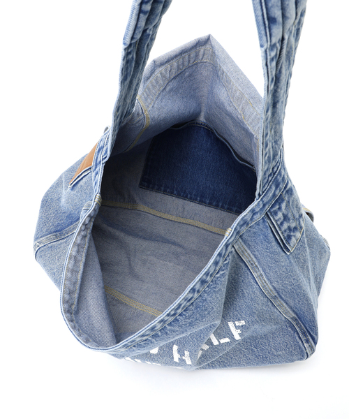 バッグ Spick and Span 5 1/2 DENIM NEWSPAPERBAG Spick & Span（スピックアンドスパン）の「5 1/2 DENIM NEWSPAPERBAG