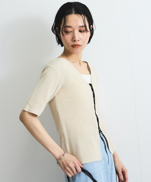 VICKY(ビッキー)の「モチモチリブニットホックカーディガン≪手洗い可能≫(カーディガン/ボレロ・レディース・オフホワイト/ブラック・M)」の3枚目の写真