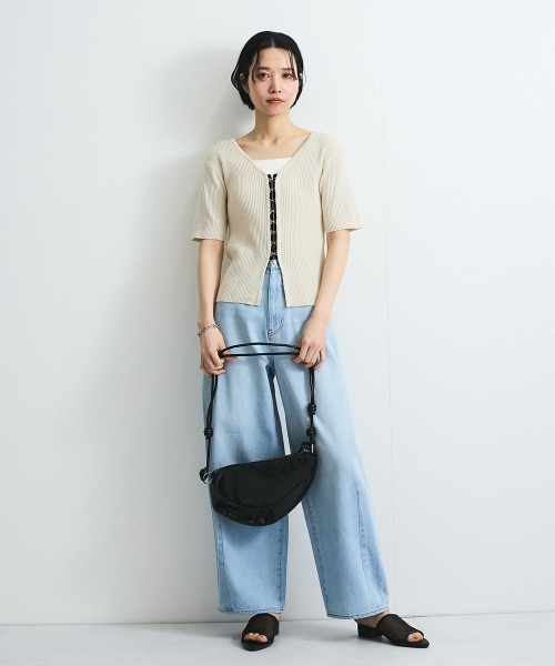 VICKY(ビッキー)の「モチモチリブニットホックカーディガン≪手洗い可能≫(カーディガン/ボレロ・レディース・オフホワイト/ブラック・M)」の4枚目の写真