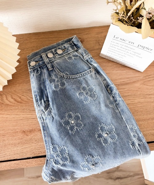 merrylatte（メリーラテ）の「低身長OK◎フラワージャガードデニムパンツ（デニムパンツ・レディース・ネイビー・MEDIUM/LARGE）」の13枚目の写真