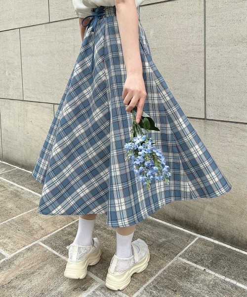 F i.n.t（フィント）の「コルセットチェックフレアースカート/ fint　フィント（スカート・レディース・ブルー/ピンク/イエロー・FREE）」の2枚目の写真