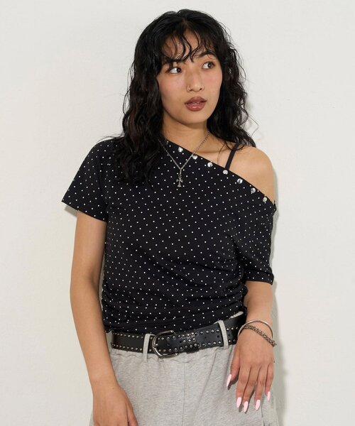 WHO'S WHO gallery(フーズフーギャラリー)の「アソート (カモ柄/ヒョウ柄)/ドット柄)スタッズドロストワンショルTEE(Tシャツ/カットソー・レディース・グレー/カーキ/ホワイト/ブラック・FREE)」の7枚目の写真