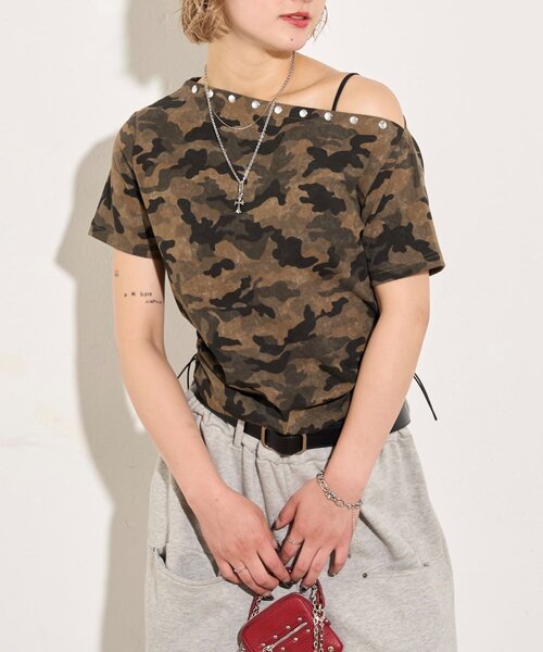 WHO'S WHO gallery(フーズフーギャラリー)の「アソート (カモ柄/ヒョウ柄)/ドット柄)スタッズドロストワンショルTEE(Tシャツ/カットソー・レディース・グレー/カーキ/ホワイト/ブラック・FREE)」の20枚目の写真
