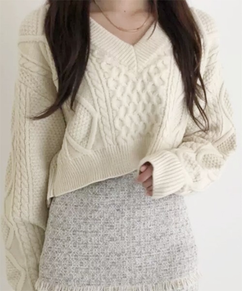 ROOPTOKYO(ループトウキョウ)の「Short Cable Knit / ショート丈 ケーブルリボンニット(ニット/セーター・レディース・カーキ/ホワイト・FREE)」の4枚目の写真