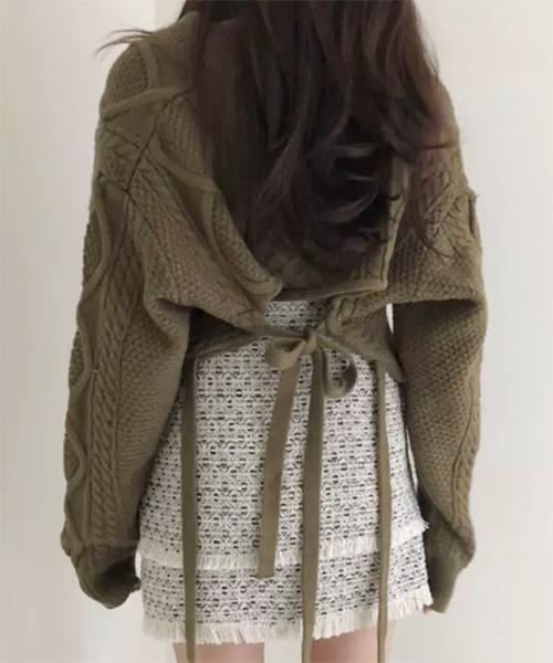 ROOPTOKYO(ループトウキョウ)の「Short Cable Knit / ショート丈 ケーブルリボンニット(ニット/セーター・レディース・カーキ/ホワイト・FREE)」の11枚目の写真