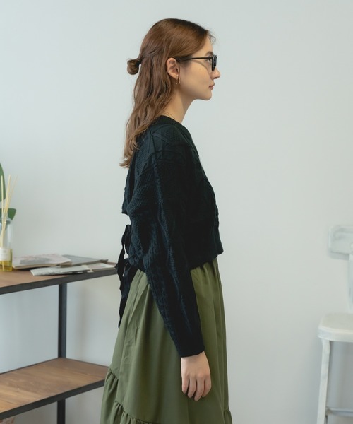 ROOPTOKYO(ループトウキョウ)の「Short Cable Knit / ショート丈 ケーブルリボンニット(ニット/セーター・レディース・カーキ/ホワイト・FREE)」の17枚目の写真