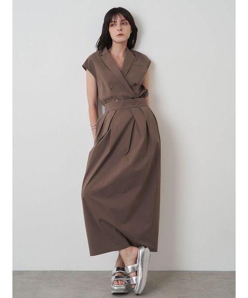 ELENDEEK(エレンディーク)の「バレルシルエットスカート【セットアップ対応】(スカート・レディース・ブラック/ブラウン・01/02)」の15枚目の写真