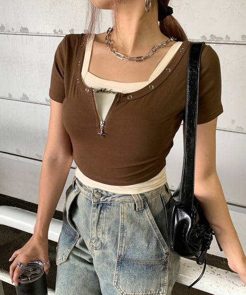 non-hedge(ノンヘッジ)の「ジップショート丈トップスキャミソールセット(Tシャツ/カットソー・レディース・ブラウン/ブラック/グレー/オフホワイト・FREE)」の1枚目の写真