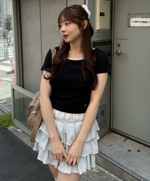 Another Branch olive des olive（アナザーブランチオリーブデオリーブ）の「【＠re.__mi23セレクト】裾レースT（Tシャツ/カットソー・レディース・ブラック/ライトグレー/ブラウン/ブラック系その他/ホワイト系その他・FREE）」の3枚目の写真