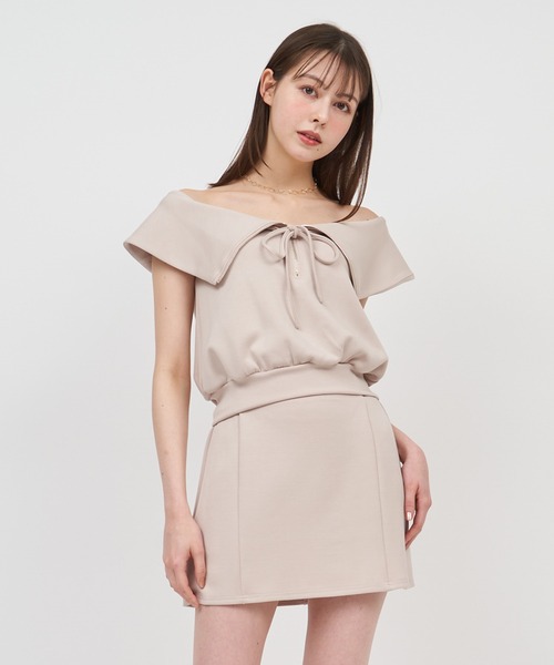 ROYAL PARTY(ロイヤルパーティー)の「ハーフZIPオフショルカットトップス(Tシャツ/カットソー・レディース・グレー/ブラック/ベージュ・FREE)」の3枚目の写真