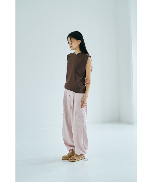 marjour(マージュール)の「NYLON PARACHUTE PANTS(カーゴパンツ・レディース・ピンク・M)」の3枚目の写真