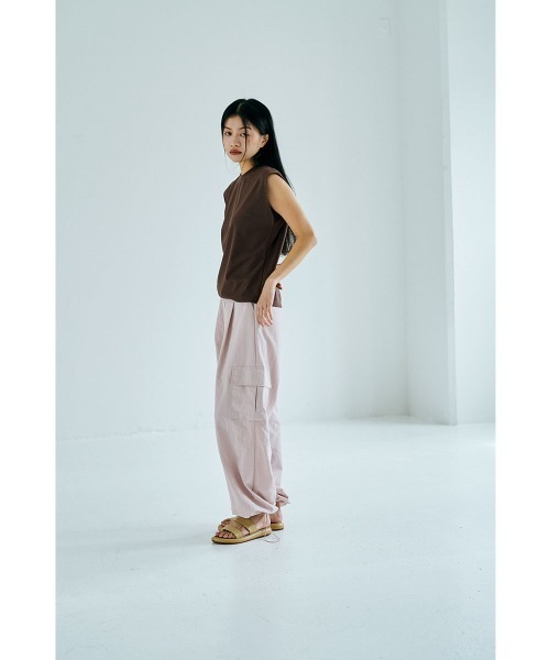 marjour(マージュール)の「NYLON PARACHUTE PANTS(カーゴパンツ・レディース・ピンク・M)」の5枚目の写真