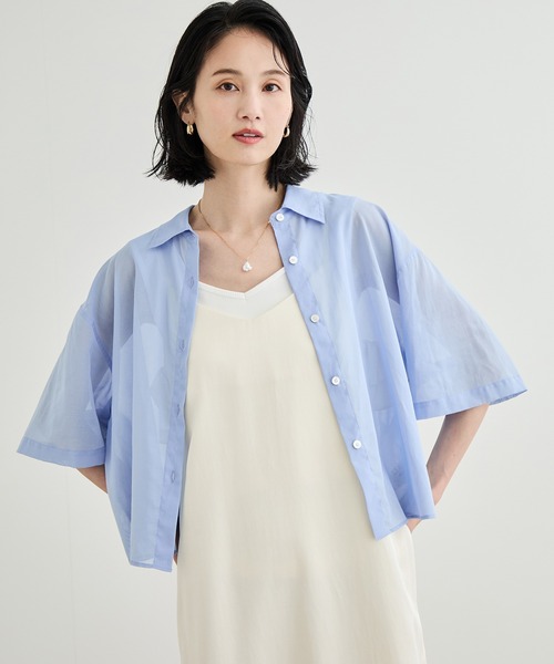 ROPE'(ロペ)の「【洗える】コットンシアークロップドシャツ(シャツ/ブラウス・レディース・ブラック/サックスブルー/ホワイト・FREE)」の3枚目の写真