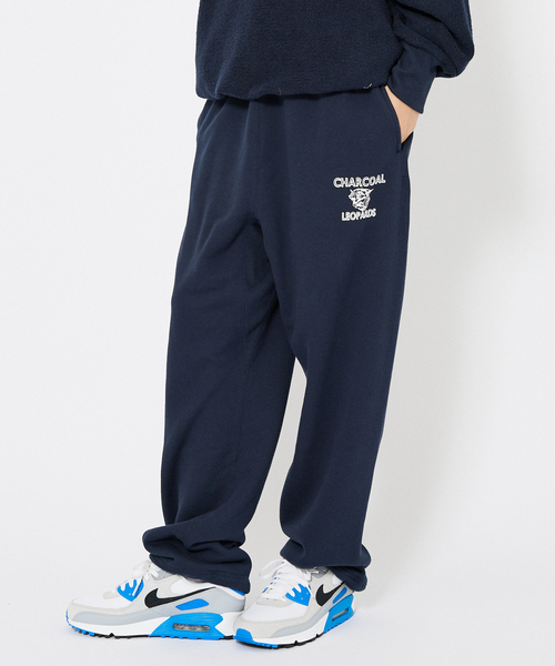 AMERICANA（アメリカーナ）の「【AMERICANA×ORIGINAL Charcoal／アメリカーナ×オリジナル チャコール】Leopards Sweat pants/スウェットパンツ/ユニセックス（スウェットパンツ・メンズ・グレー/ネイビー・M/L）」の4枚目の写真