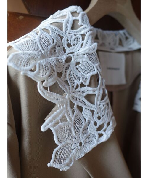 LAGUNAMOON（ラグナムーン）の「レースデタッチドカラージャケット（テーラードジャケット・レディース・ブラック/ベージュ/ネイビー・FREE）」の22枚目の写真