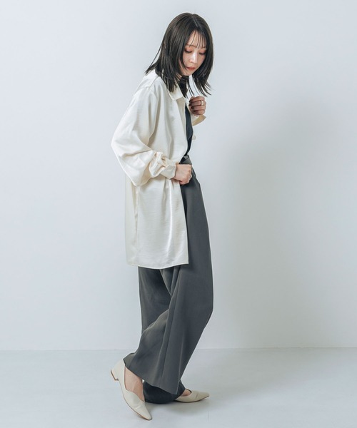 EVOL（イーボル）の「【クッション入り・ふかふか】ウェーブカットフラットパンプス IZ5798（パンプス・レディース・アイボリー/ゴールド/ブラウン/ブラック・22.0cm/22.5cm/23.5cm/24.5cm/23.0cm/24.0cm/25.0cm）」の16枚目の写真