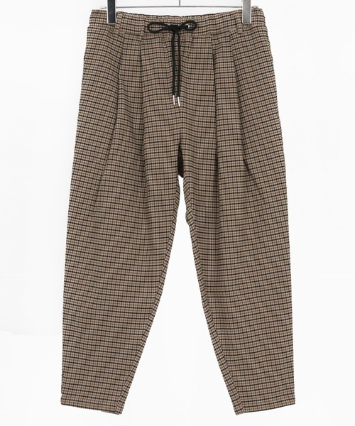 Magine（マージン）の「mp13904-Two Tuck Tapered Pants テーパードパンツ（その他パンツ・メンズ・ベージュ系その他/ブラック系その他/ブラック・48/46/44）」の11枚目の写真