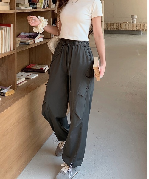 REBALANCE(リバランス)の「カラーカーゴパンツ(カーゴパンツ・レディース・C/D/E/A/B・MEDIUM/LARGE)」の2枚目の写真