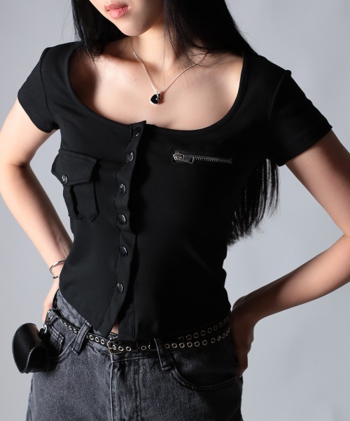 NANAHACHI(ナナハチ)の「スリムフィットジッパーポケットTシャツ(Tシャツ/カットソー・レディース・アイボリー/ブラック/グレー・SMALL/MEDIUM)」の17枚目の写真