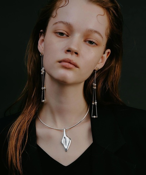 loni(ロニ)の「(loni)Leaf Plate Choker(チョーカー・レディース・シルバー/ゴールド・ONE SIZE)」の12枚目の写真