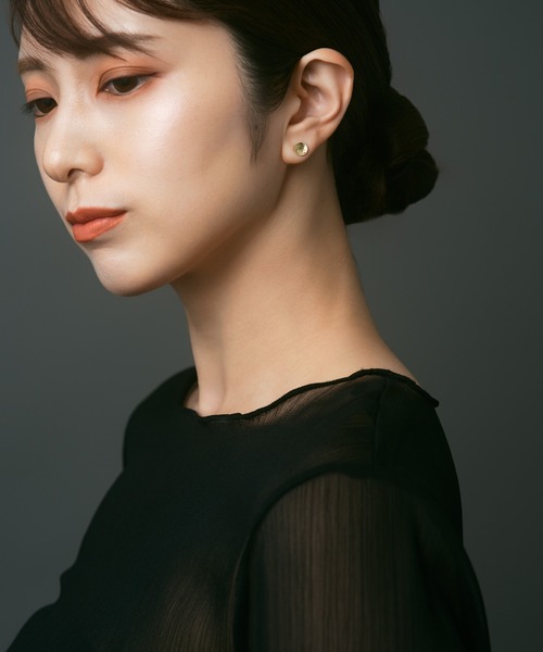 Jewel closet by L&Co.(ジュエルクローゼットバイエルアンドコー)の「K18 モチーフ ピアス【動画あり】(ピアス(両耳用)・レディース・ゴールド系2/ゴールド系3/ゴールド系1・FREE)」の14枚目の写真